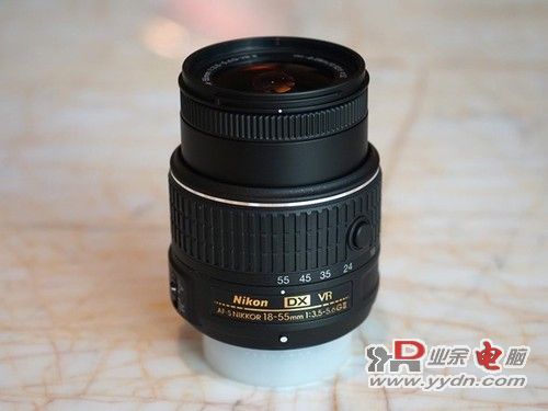 再次刷新入门级单反门槛 点评尼康D3300 