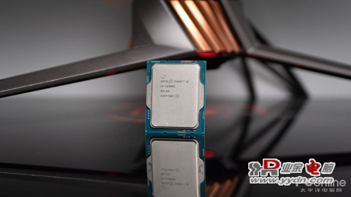 Intel i9-12900K  真顶级处理器，无愧旗舰之名
