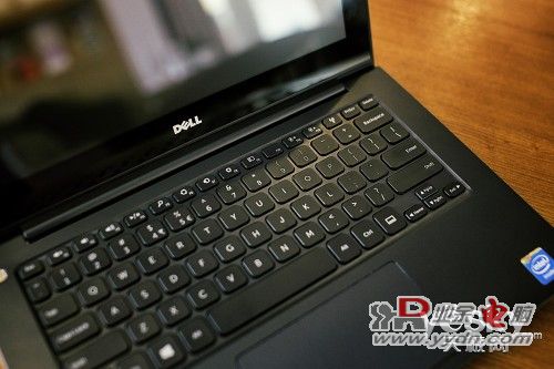 11.6寸触控屏 戴尔Inspiron 11超极本图赏