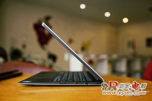 11.6寸触控屏 戴尔Inspiron 11超极本图赏