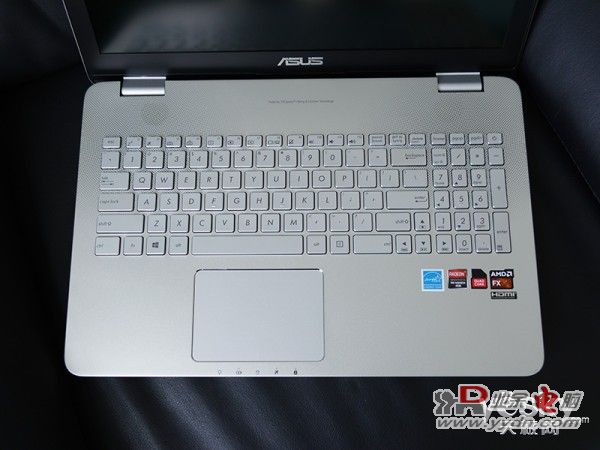 搭载AMD FX7600处理器 华硕新本N551ZU评测