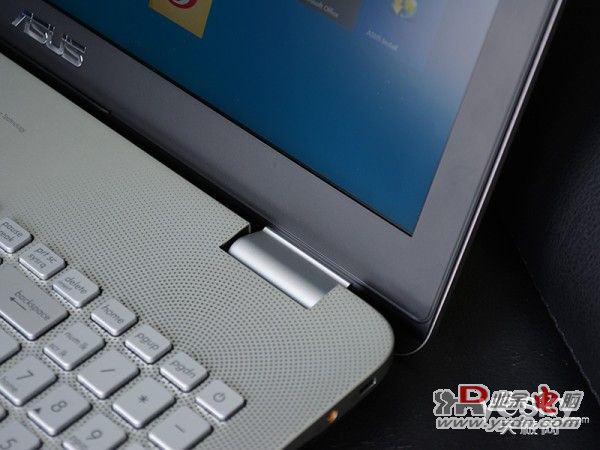 搭载AMD FX7600处理器 华硕新本N551ZU评测