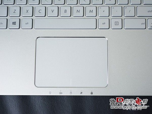 搭载AMD FX7600处理器 华硕新本N551ZU评测