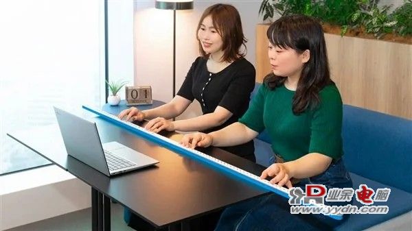 谷歌日本造了个1.65米单排键盘：用起来像打麻将